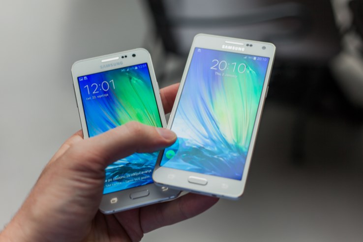 Samsung Galaxy A3 (6).jpg